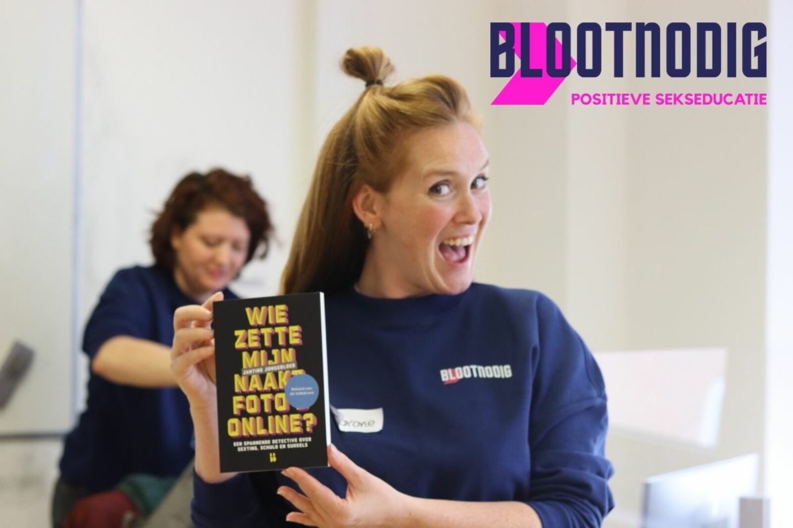 Wie zette mijn naaktfoto’s online?