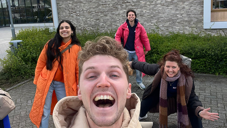 blootnodig-studenten-info3